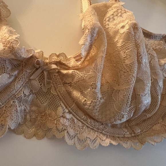 Savage Fenty Bra 🤎 - Picture 2 of 3